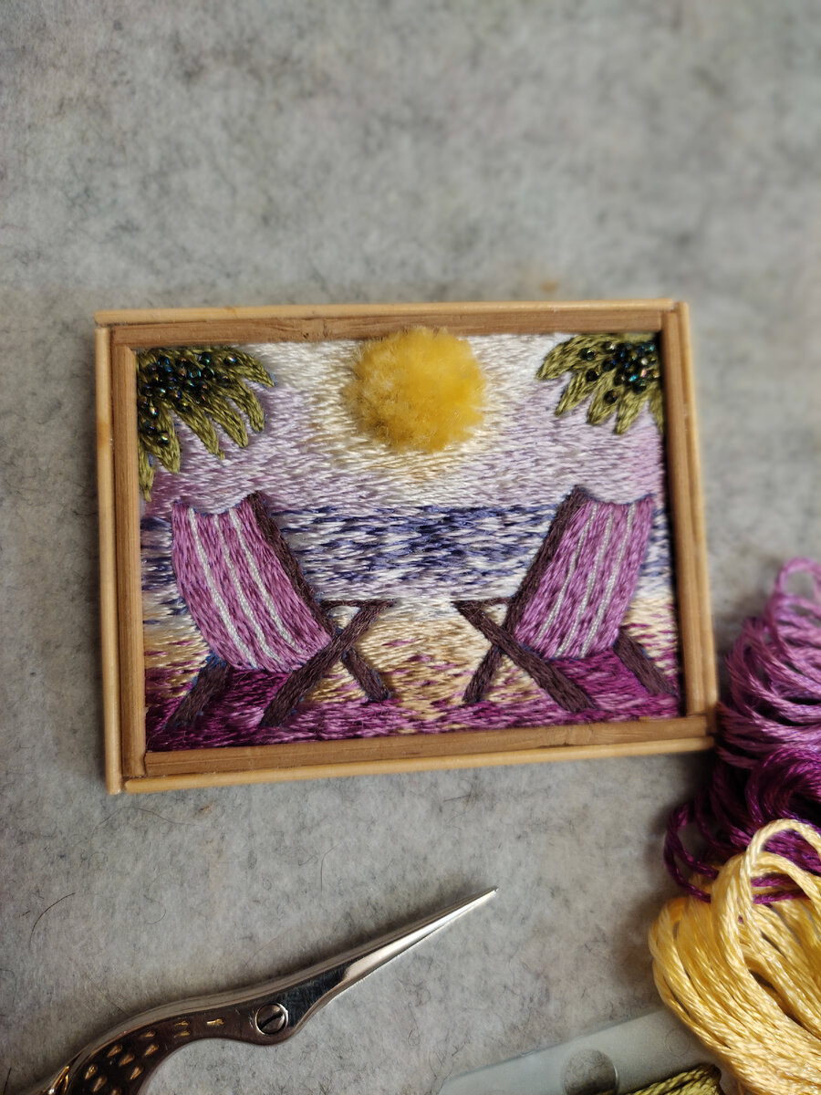 Брошь-картина автор Елена Мазуренко