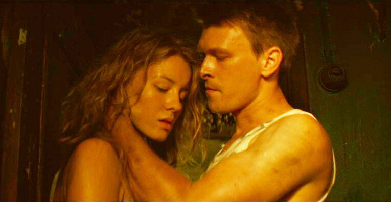 Фото: Кадр из фильма "Черная вода"