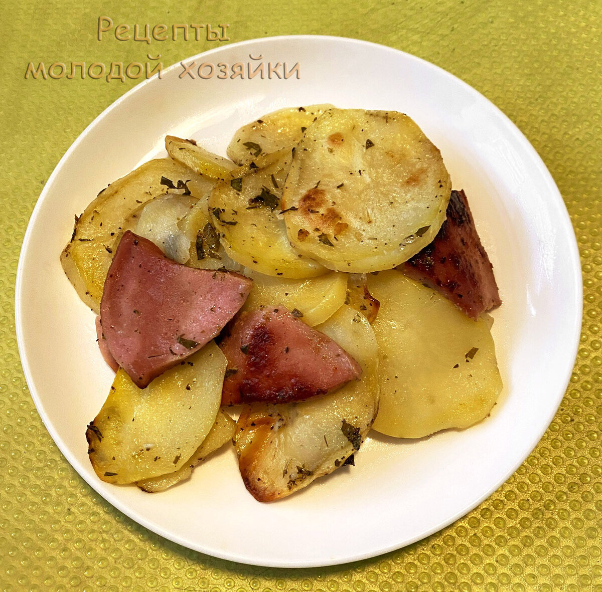 Рецепт 1: Картошка «Гармошка» в духовке с салом