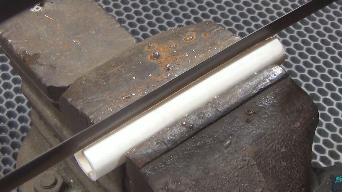 Товарищ выбросил обрезки ПВХ труб, а я изготовил из них самодельные ...