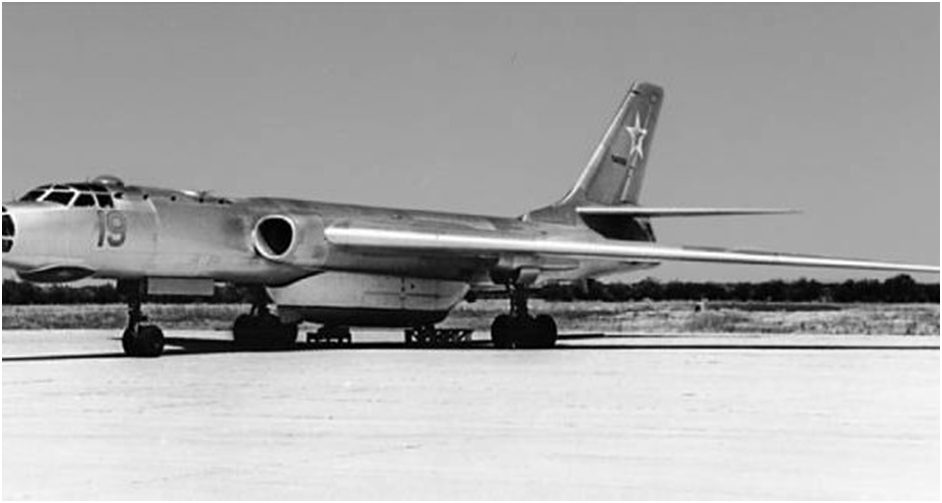 Морской поисково-спасательный самолет Ту-16С (НС).