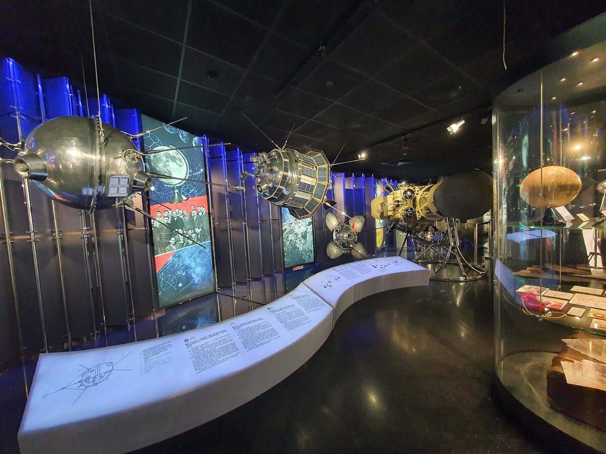 Москва. Взято из интернета, мои уже не сохранились фото