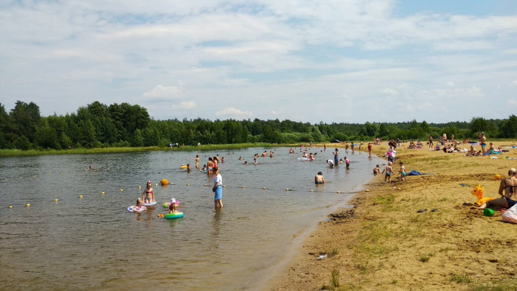 Покупаться в москве. Карьер золотые Пески Орехово Зуево. Пляж золотые Пески Орехово-Зуево. Золотые Пески Коротково.