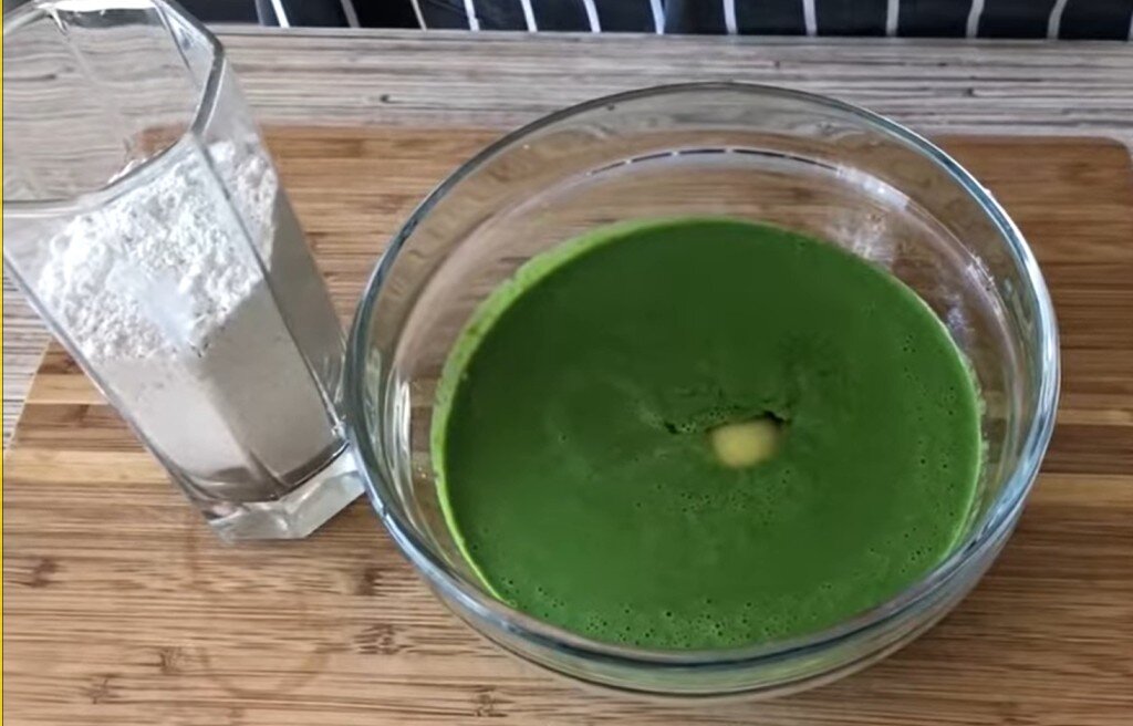 Шпинат из блендера с яйцом