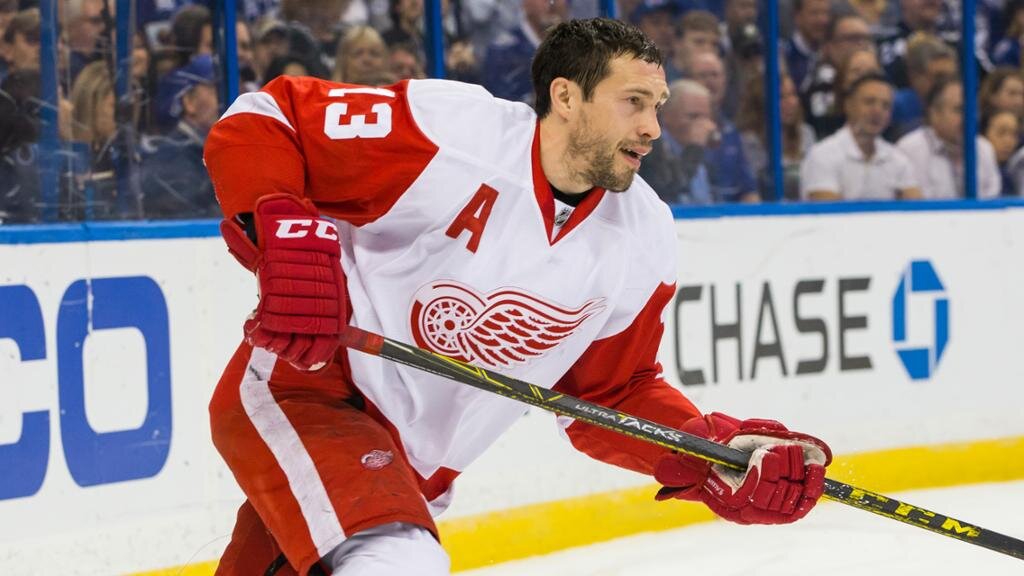 Павел в форме Красных Крыльев из Детройта