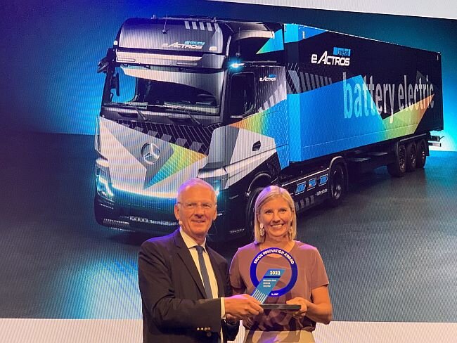 eActros LongHaul от Mercedes-Benz Trucks получил награду Truck Innovation Award 2023