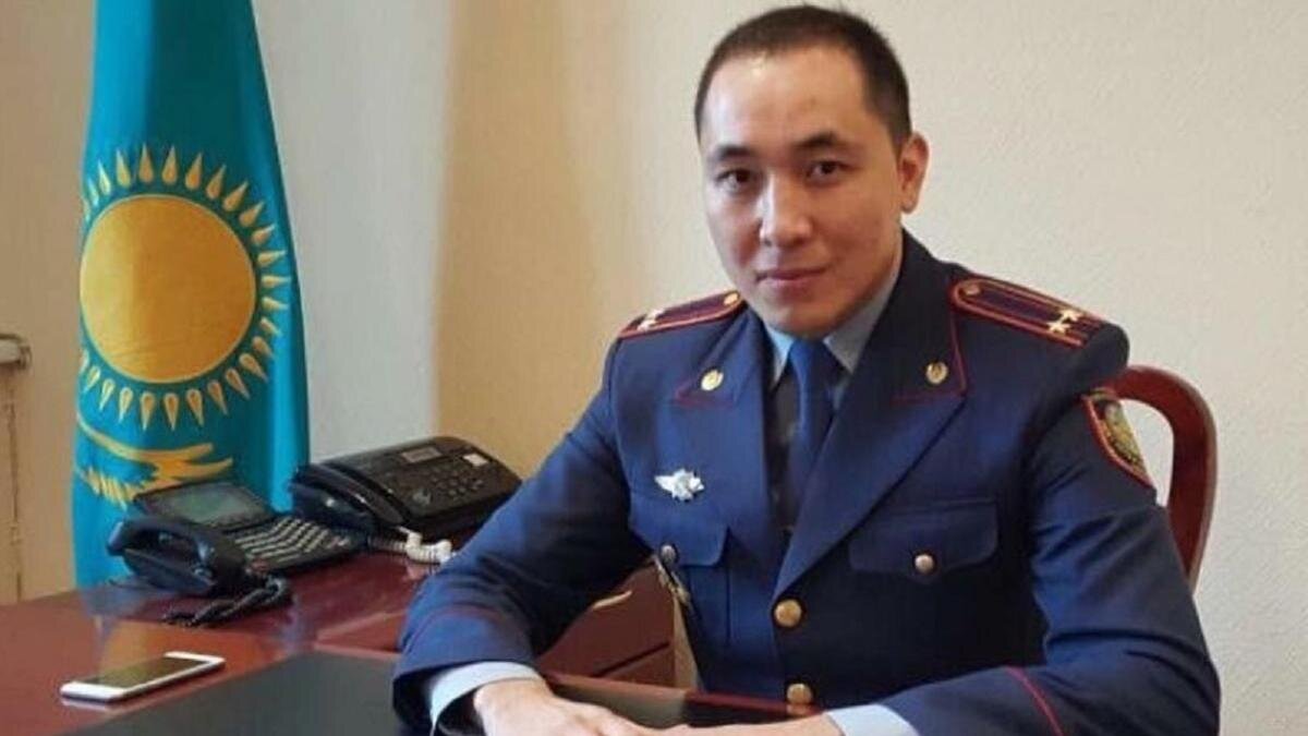    Данияр Мейрхан:instagram.com/meirkhan_daniyar