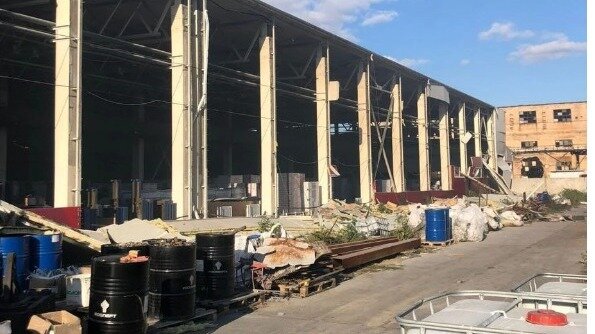     В Красноармейском районе Волгограда 25 октября на заводе радиаторов «Форте Пром ГмбХ» произошел взрыв, в результате которого один рабочий погиб, а трое — пострадали. После него последовал пожар, на устранение которого потребовалось 5 часов.