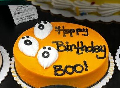 Торт для рожденных в Хэллоуин. Фото автора