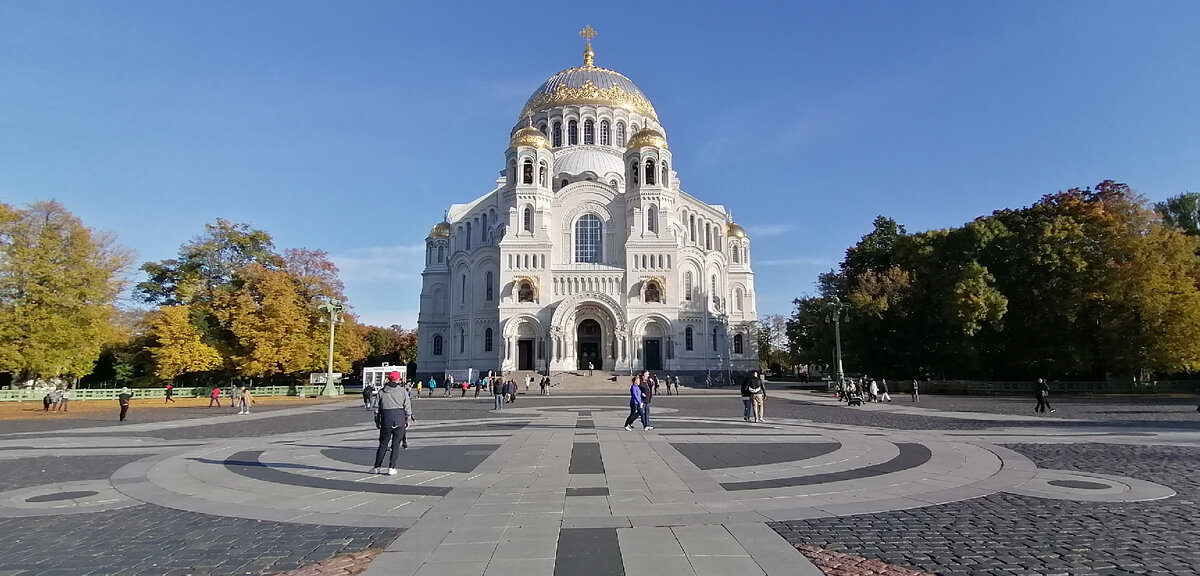 Якорная площадь в Кронштадте