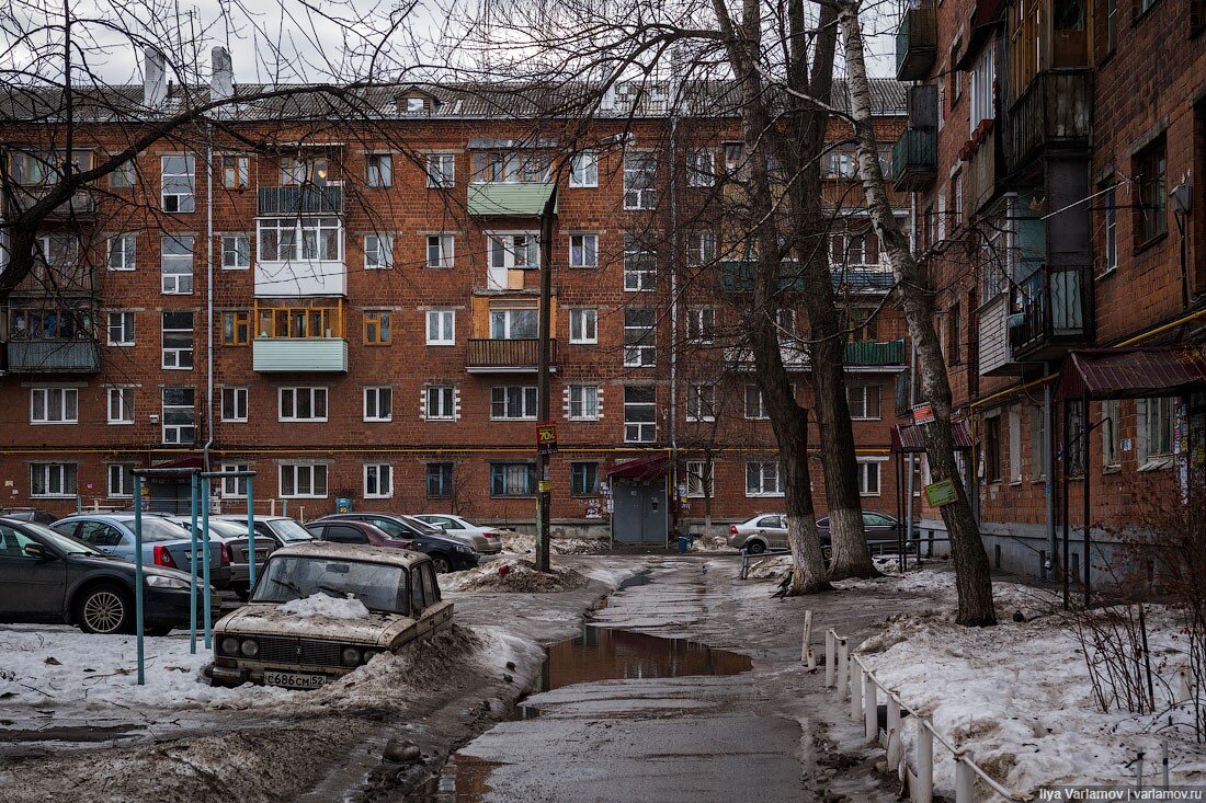 Нижний плохо. Плохой Нижний Новгород. Самые страшные улицы Нижнего Новгорода. Плохой Нижний. Ужасный Нижний молодой картинка.