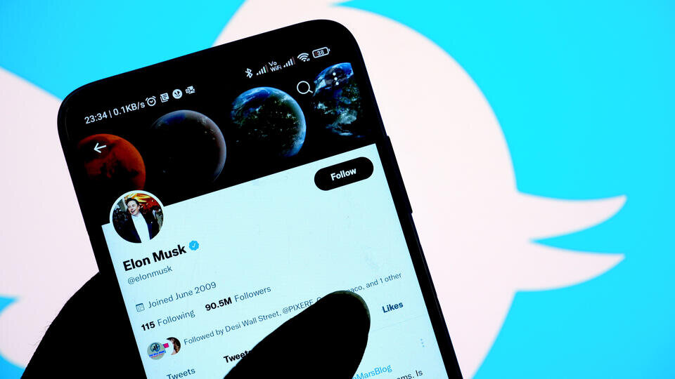     Маск пообещал, что скоро в Twitter можно будет писать длинные тексты Global Look Press/Avishek Das/Keystone Press Agency