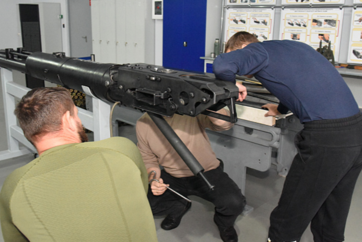    Тульские мобилизованные обучаются на оборонном предприятии региона