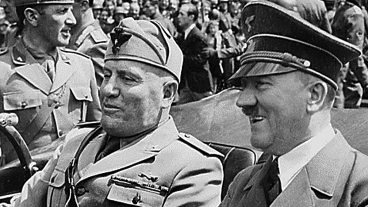 Дуче и фюрер, сентябрь 1937.