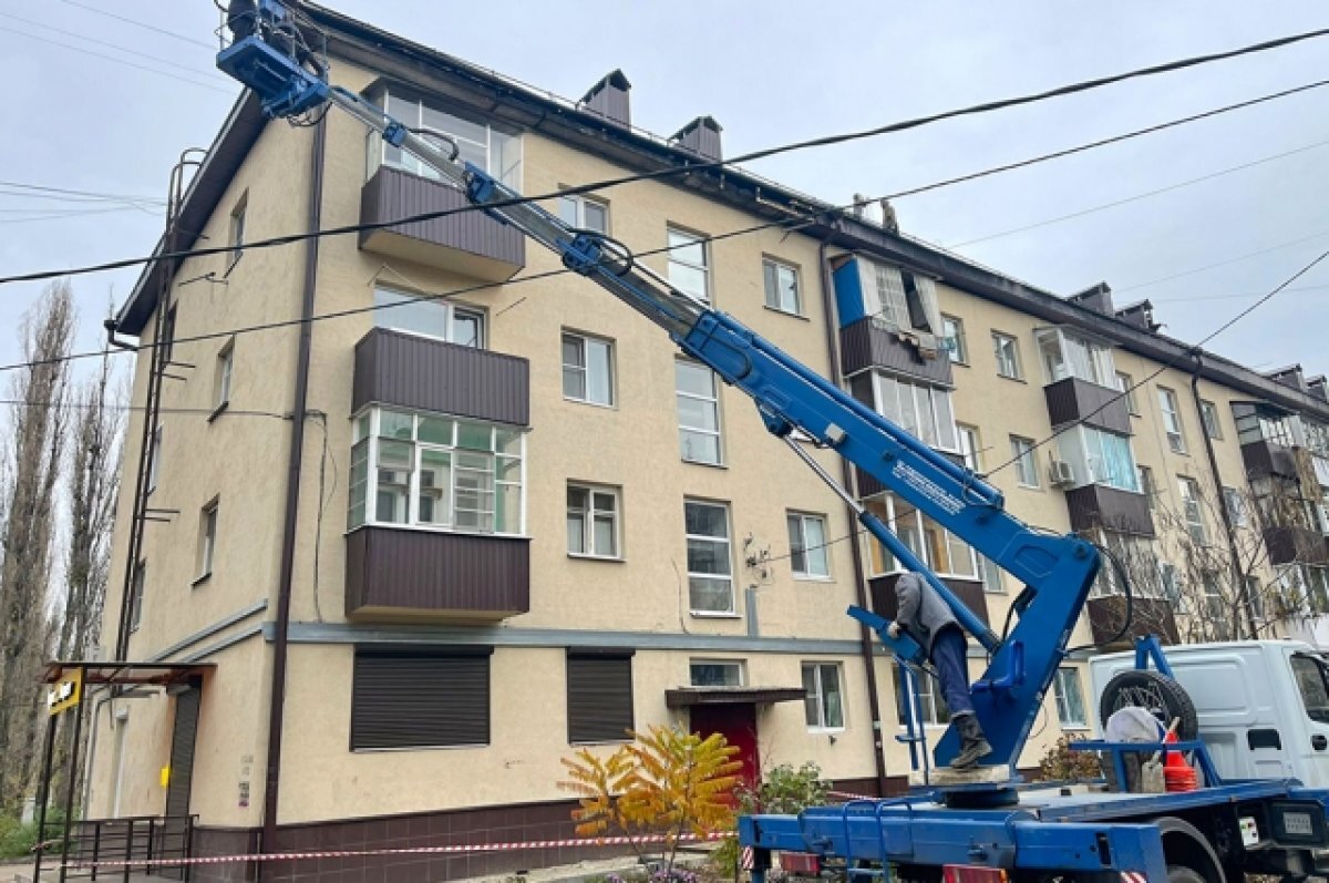    В Воронеже подходит к концу ремонт кровли дома после пожара на Небольсина