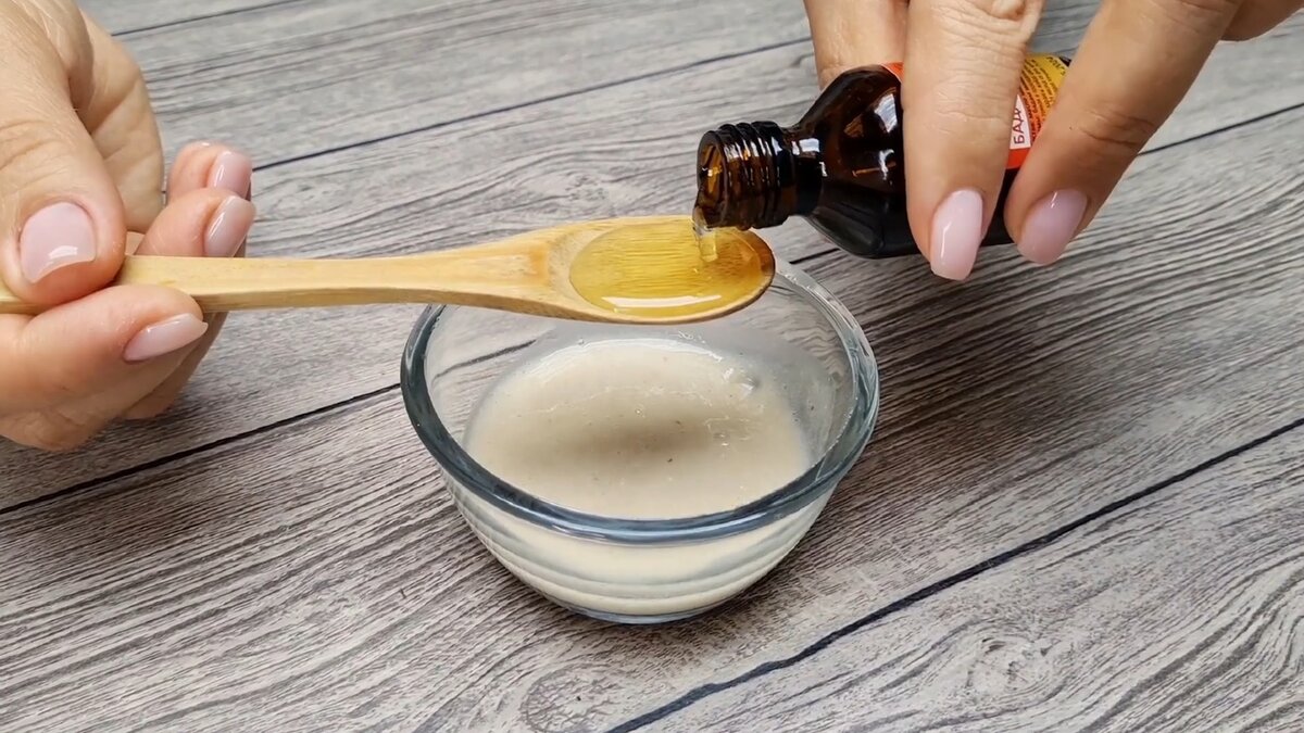 Mâinile mele par că ar fi din nou 25 de ani!  Fac o mască de casă din cele mai simple ingrediente - funcționează mai bine decât orice achiziționat