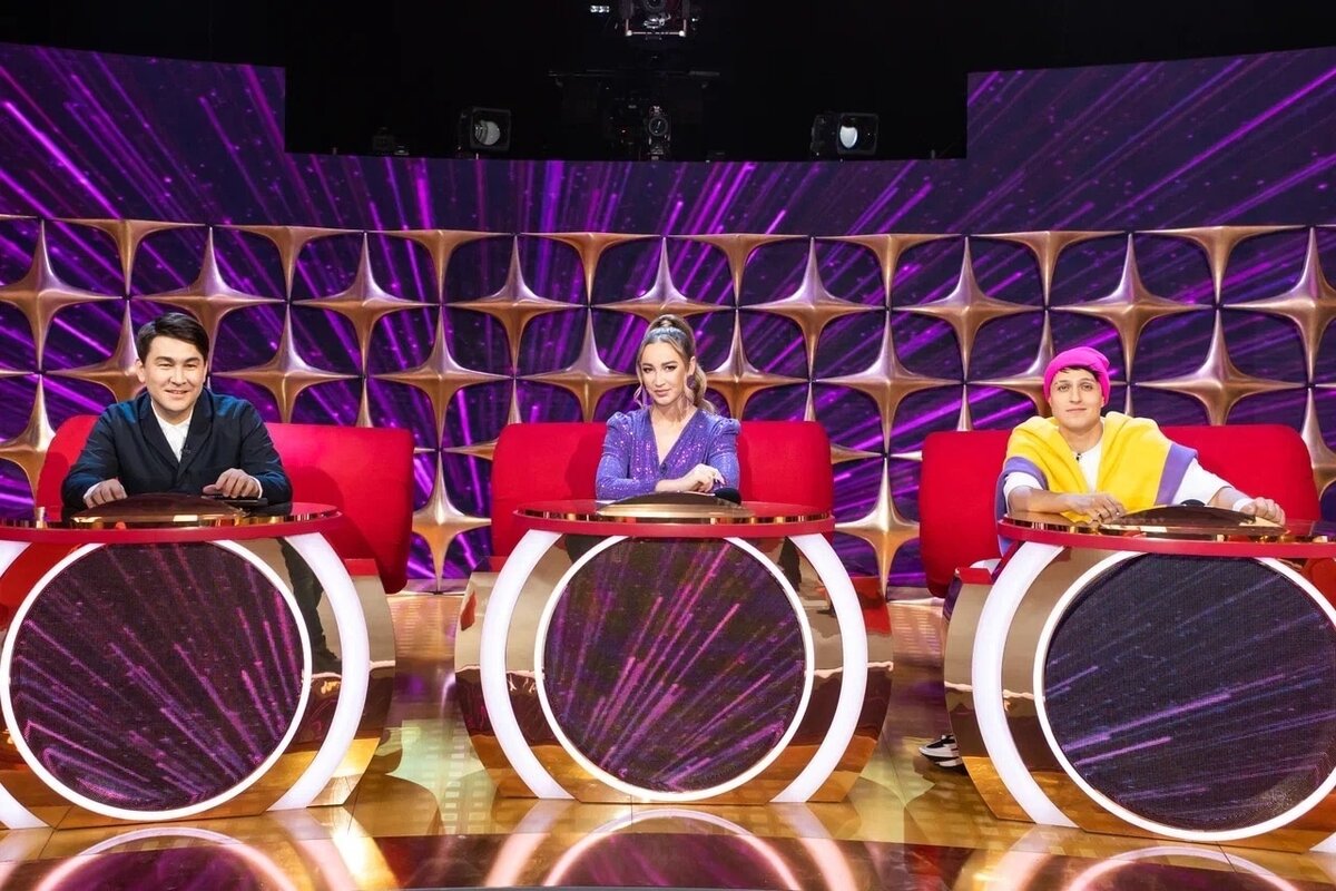 Шоу с бузовой на тнт 2024 новое. Шоу с бузовой на тнт. Шоу с бузовой на тнт 2024 новое. Шоу с бузовой на тнт. Танцы мигель дружинин.