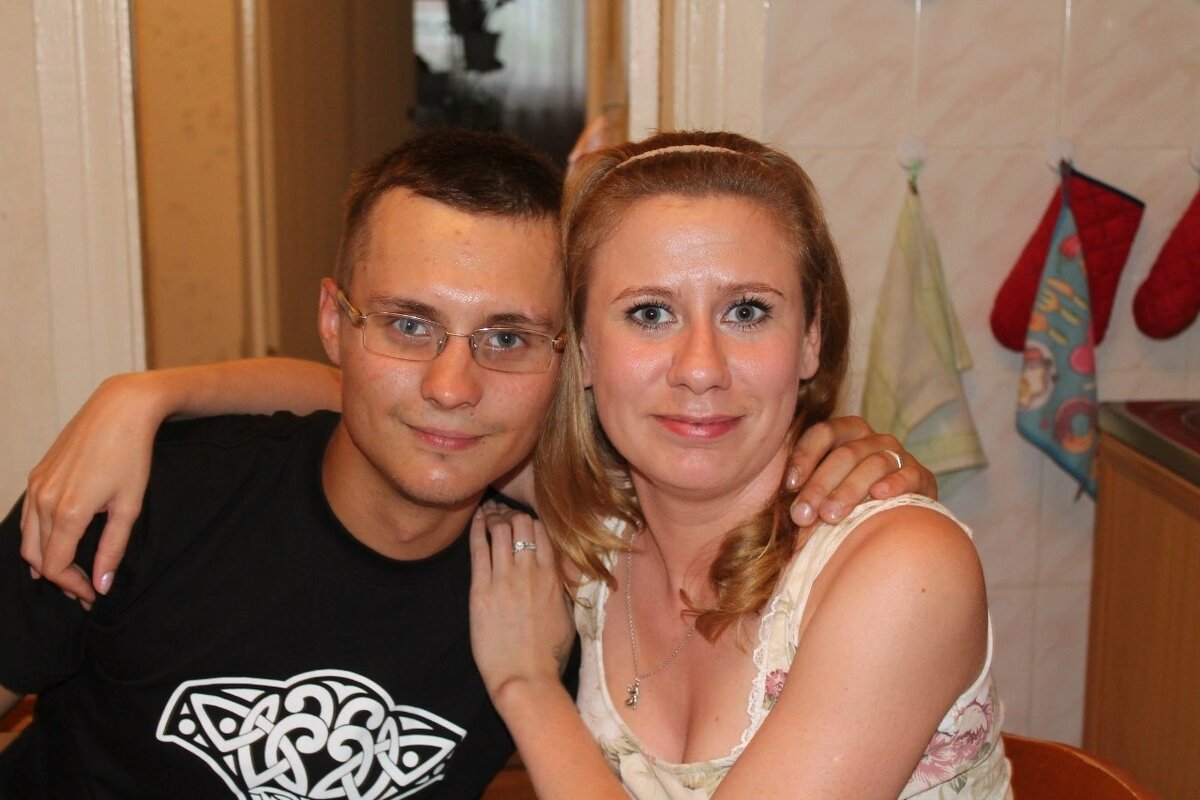 Встречала мужа из армии 