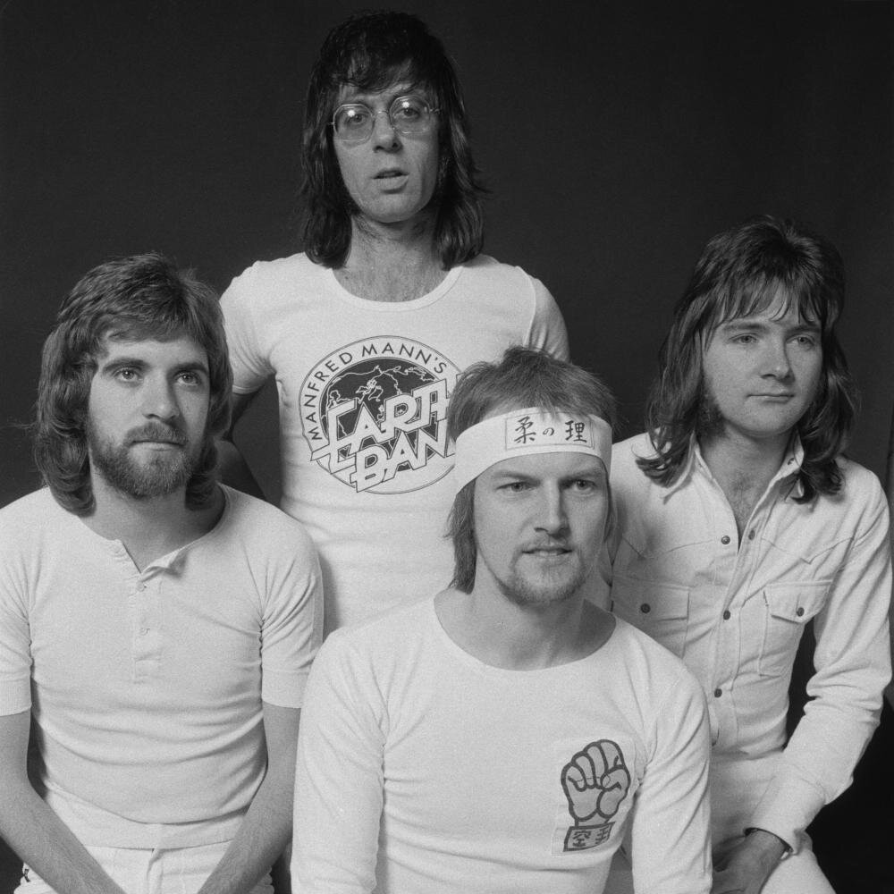 Альбомы группы earth. Группа Манфред Манн. Группа Manfred Mann’s Earth Band. Манфред Манн фото группы. Манфред Манн Earth Band.