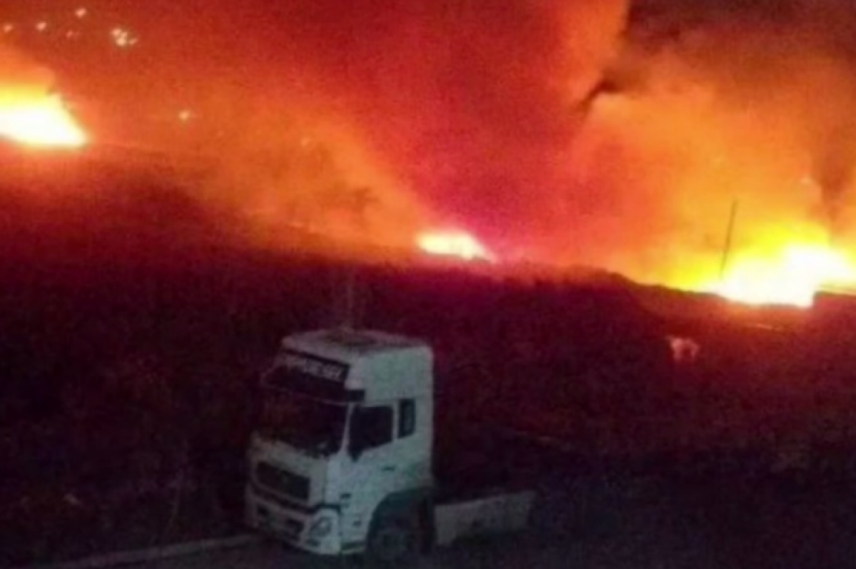    На востоке САР неопознанные самолёты обстреляли колонну грузовиков