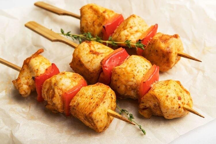 Шашлык из курицы с ананасами