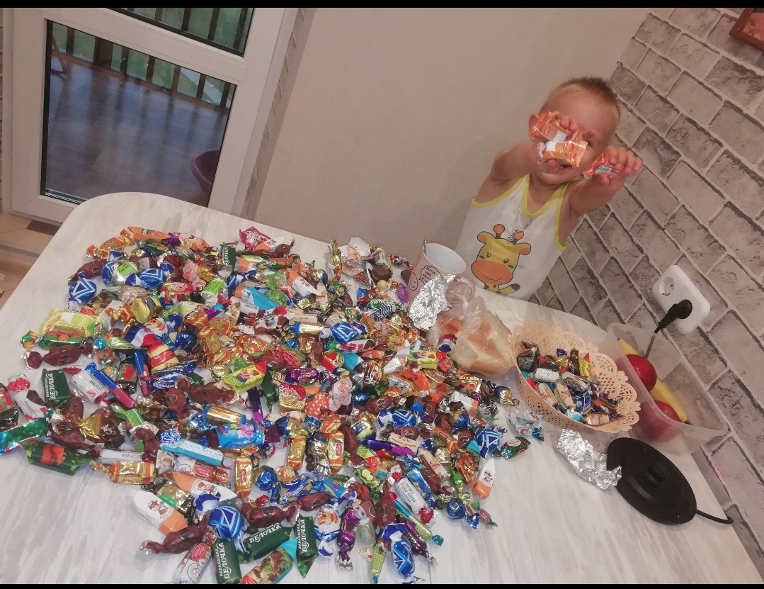 Одна конфета может напрочь убить аппетит на весь день ☀