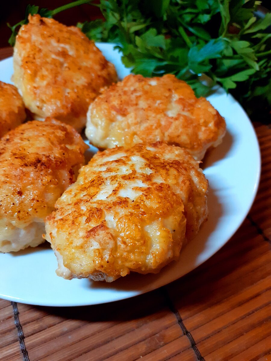 Любимый бифштекс из курицы с сыром моего мужа
