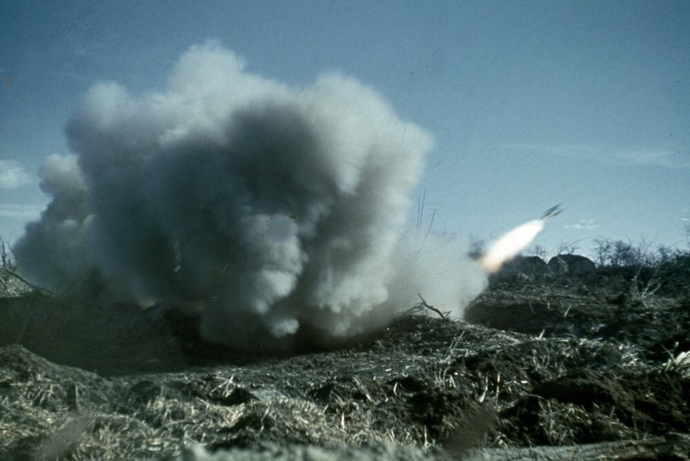 Германский залп что это. Nebelwerfer цветное фото.