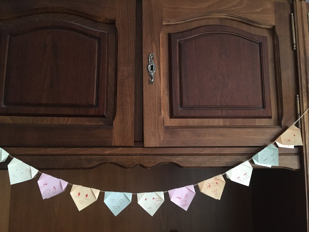 Гирлянда с рожицами