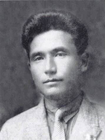 Торекул Айтматов