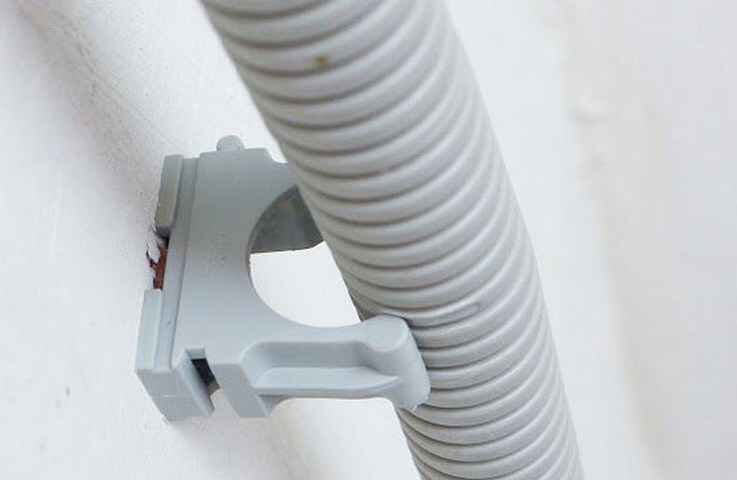 Прокладка кабеля без гофры: когда можно, а когда нет | Строительный журнал  САМаСТРОЙКА | Дзен