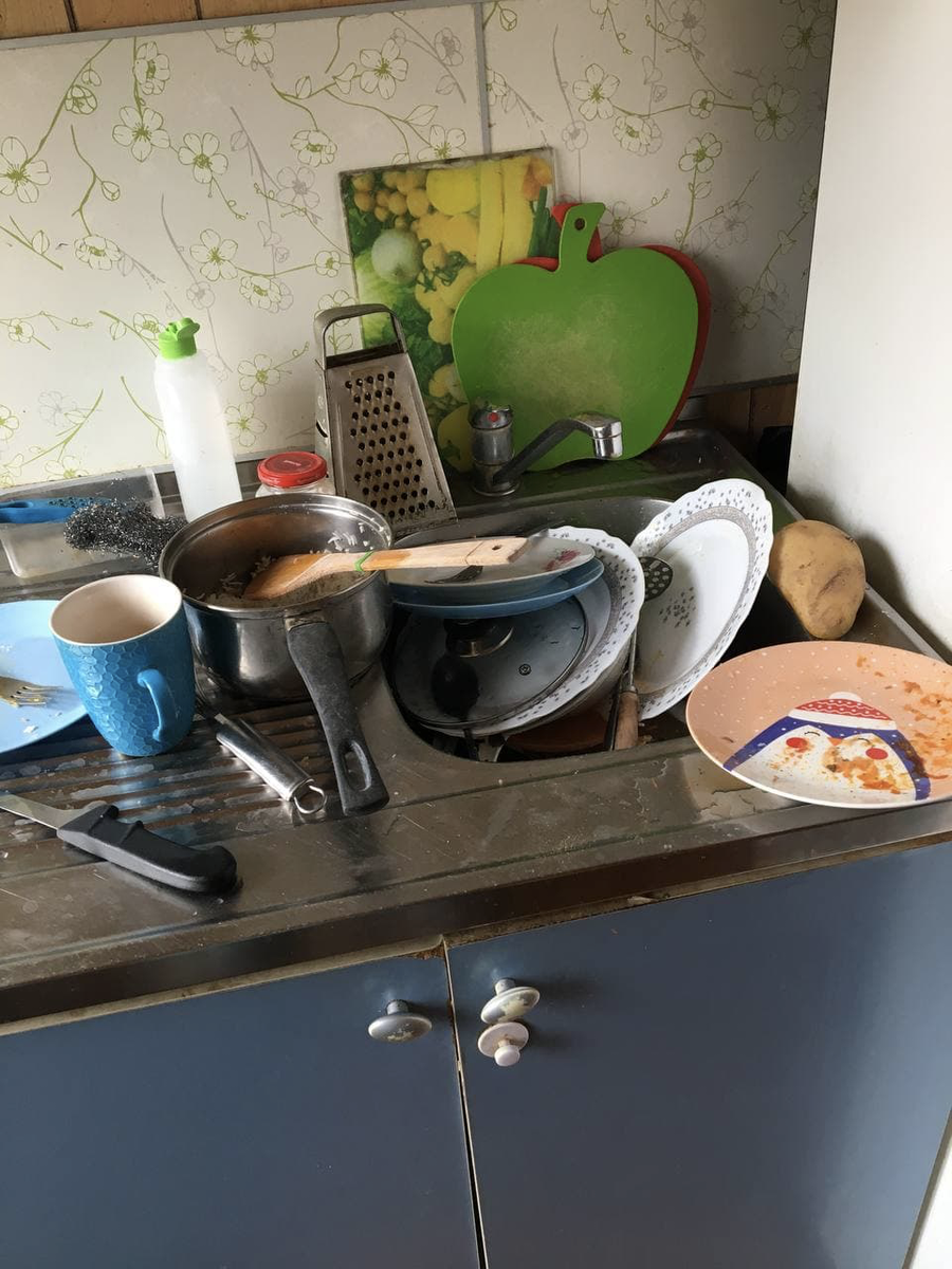 Кухня и несытая посуда