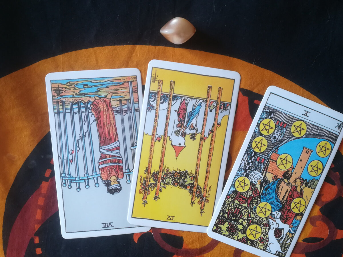 Карты таро что он чувствует ко. Карты таро что он чувствует ко. Ленорман чиро марчетти галерея. Колесница чувства таро. Что он чувствует ко мне сейчас таро.