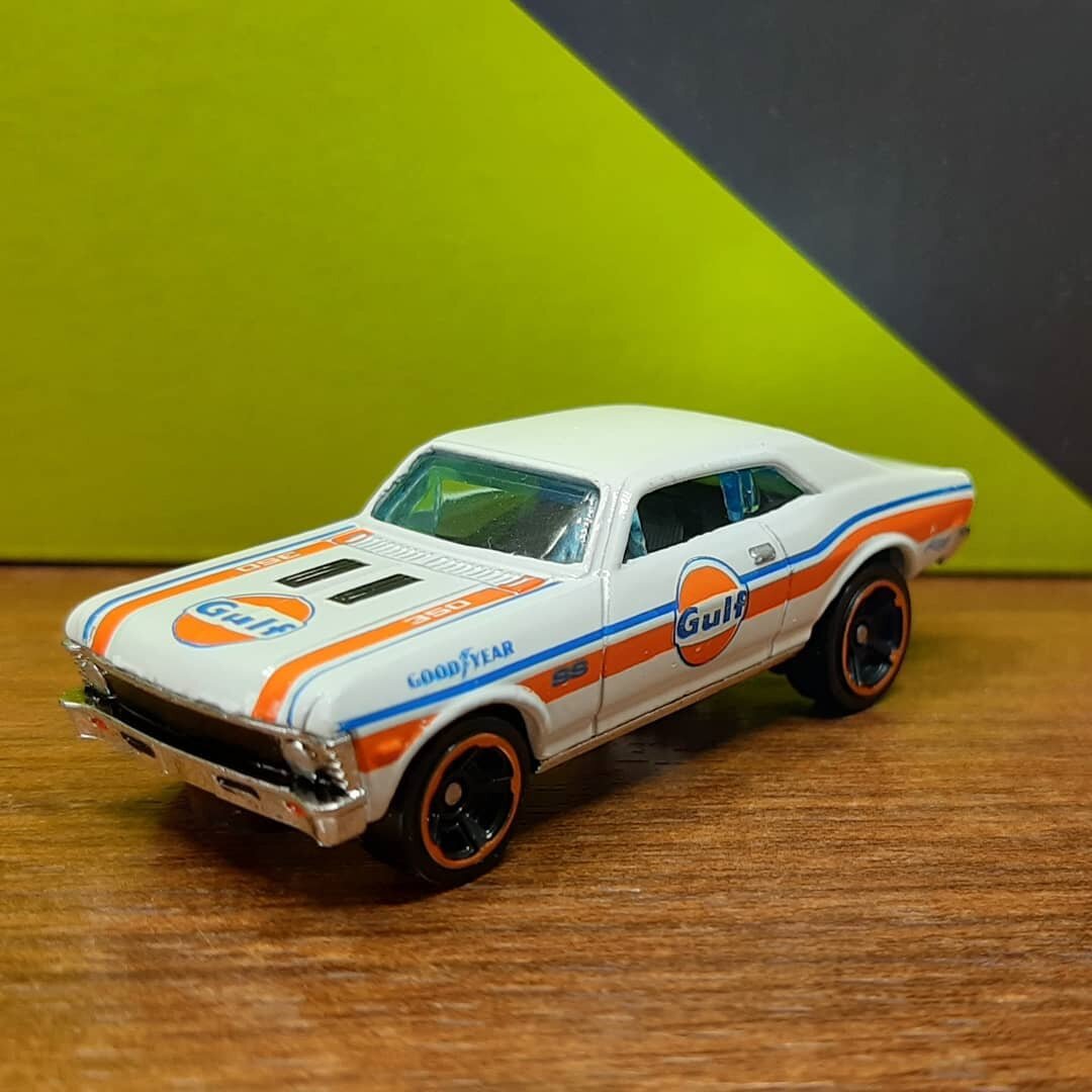 Hot wheels 68 store chevy nova