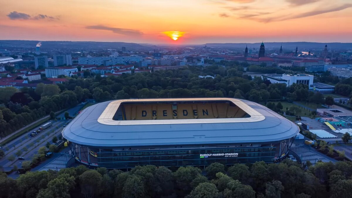 Стадион Дрезден