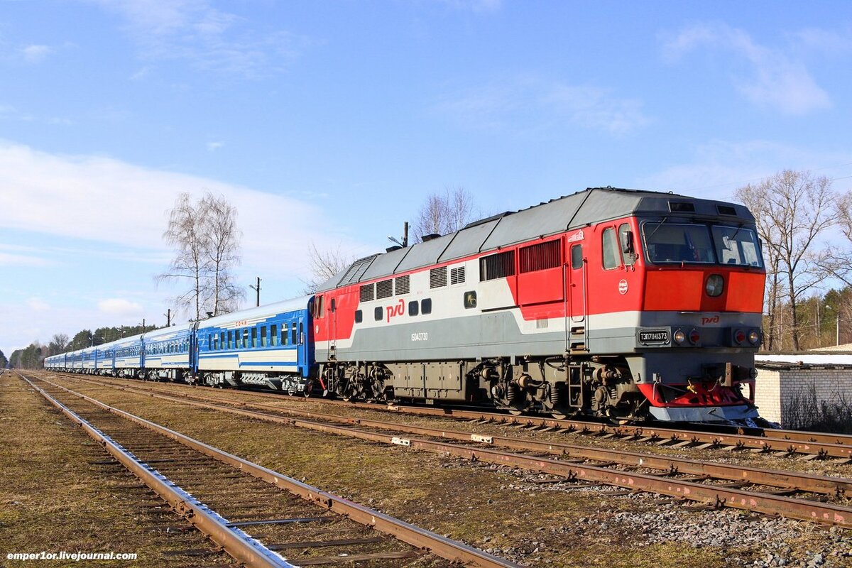 ТЭП70-0373 с поездом №924 Москва - Великий Новгород - Углич - Москва, ст. Углич