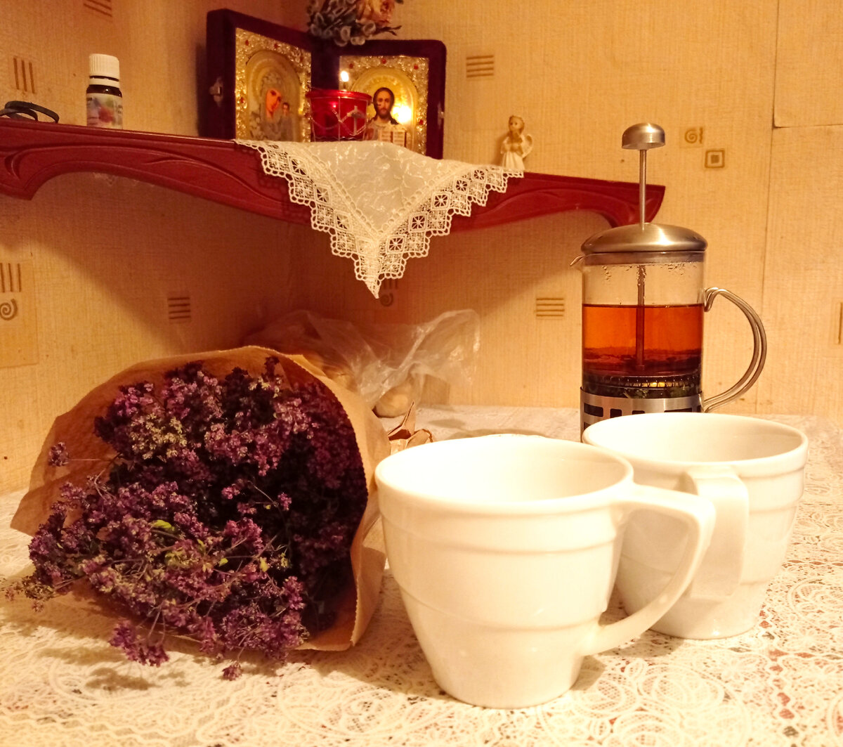 Вот и наш вечерний уголок