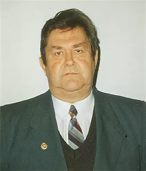 Сенкевич В.П.(1933-2005) - учёный и организатор космических программ, член пресс-группы Государственной комиссии  Ю.А. Мозжорина. 