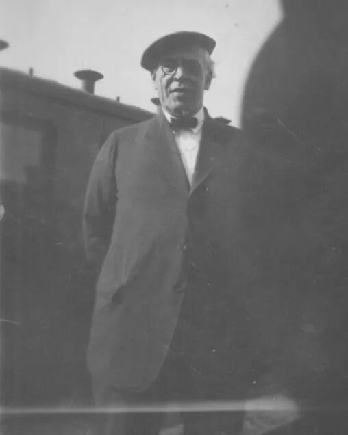 РЕЖИССЕР КОНСТАНТИН СТАНИСЛАВСКИЙ. 1925 ГОД. ФОТОГРАФИЯ: МУЗЕЙ МОСКОВСКОГО ХУДОЖЕСТВЕННОГО АКАДЕМИЧЕСКОГО ТЕАТРА, МОСКВА