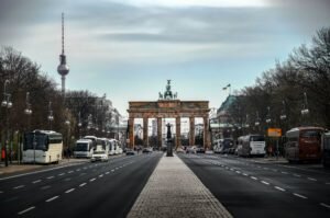    Фото Ansgar Scheffold / unsplash.com Константин Бухтатов