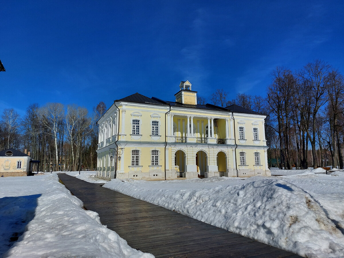 лучшие усадьбы. усадьба марфино дмитровское шоссе. лучшие усадьбы. введенское лопухиных усадьба. усадьба алтуфьево господский дом.