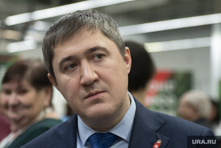    Дмитрий Махонин отметил вклад работников культуры в развитие Пермского края