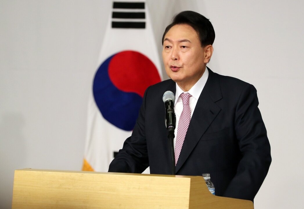    Песков: в конфликт на Украине будут втягивать все больше стран