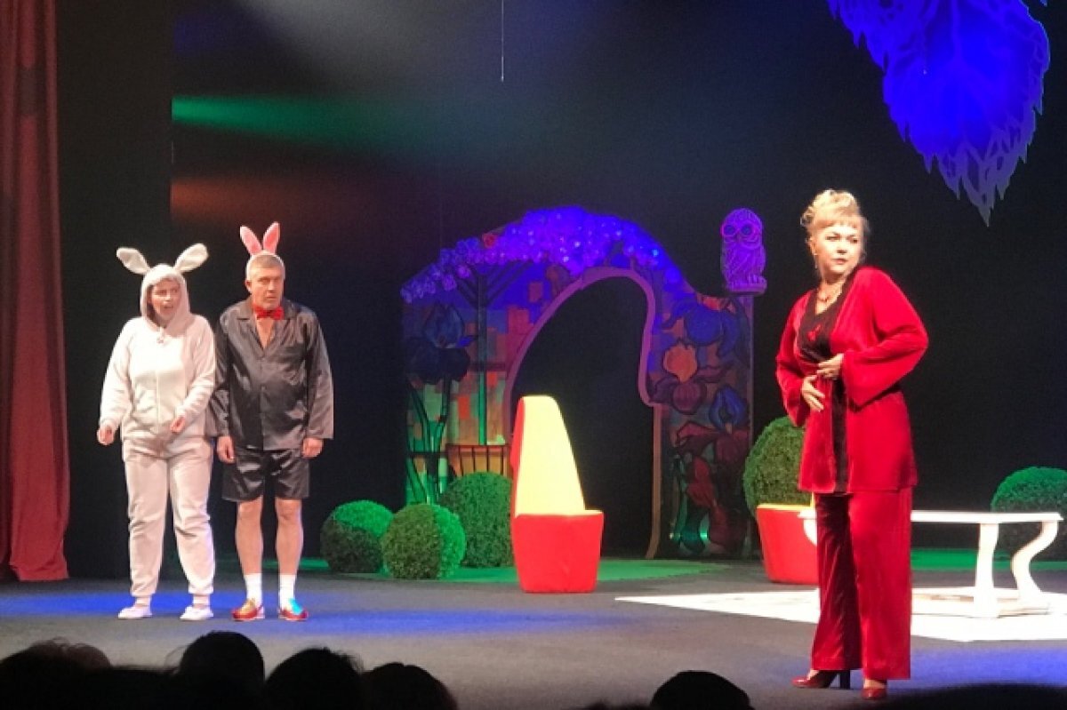    «Ужин по-французски» впервые показали в Ставропольском театре драмы