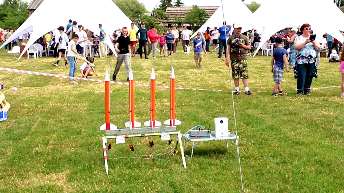 Палатки с мастер-классами для детей