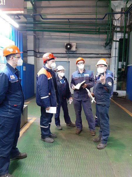 дизайн плаката. безопасность на производстве. северсталь плакаты. охрана труда северсталь. северсталь охрана труда.