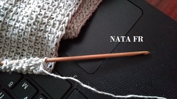 Сейчас на крючке сумочка из льна. Личное фото