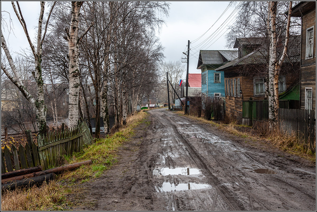 Улицы провинций. Соломбала Архангельск. Город провинция в России захолустье. Провинция России глухомань. Провинциальные города России.