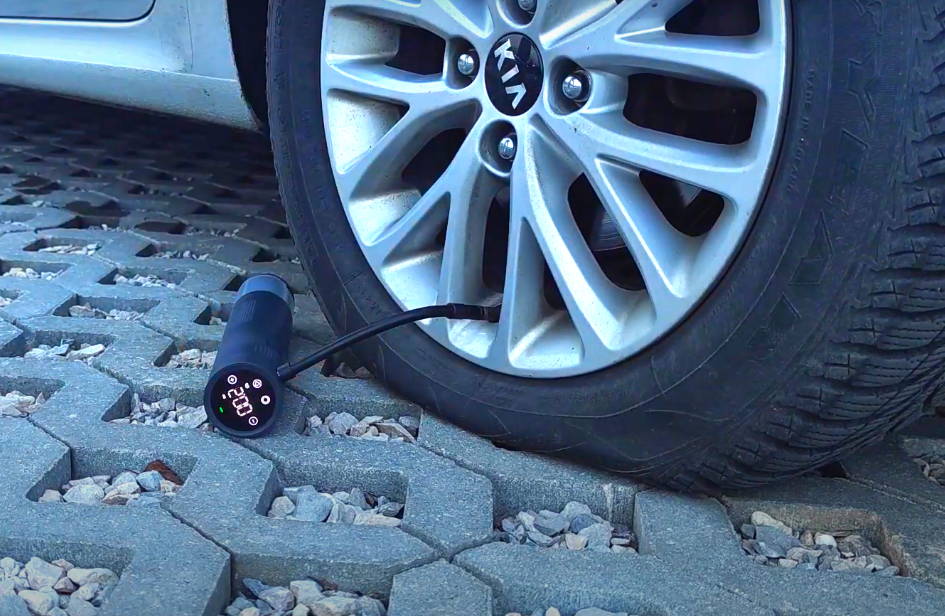 Но мое удивление, что данный пылесос еще может стать компрессором! 