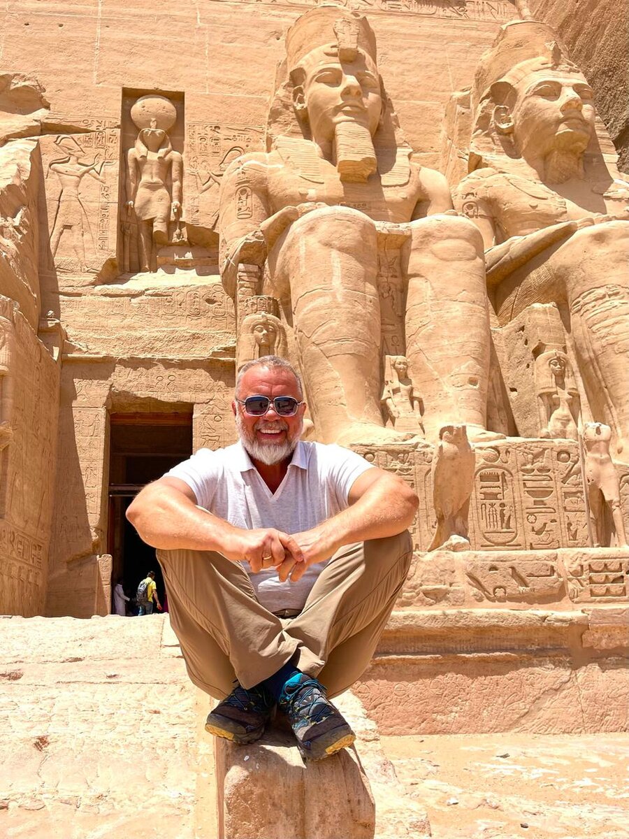 Этим колоннам и постройкам больше 5000 лет